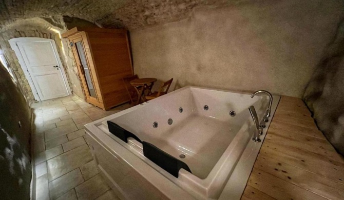 Castello Room & Spa