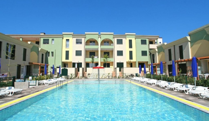 Farnie Lido Altanea